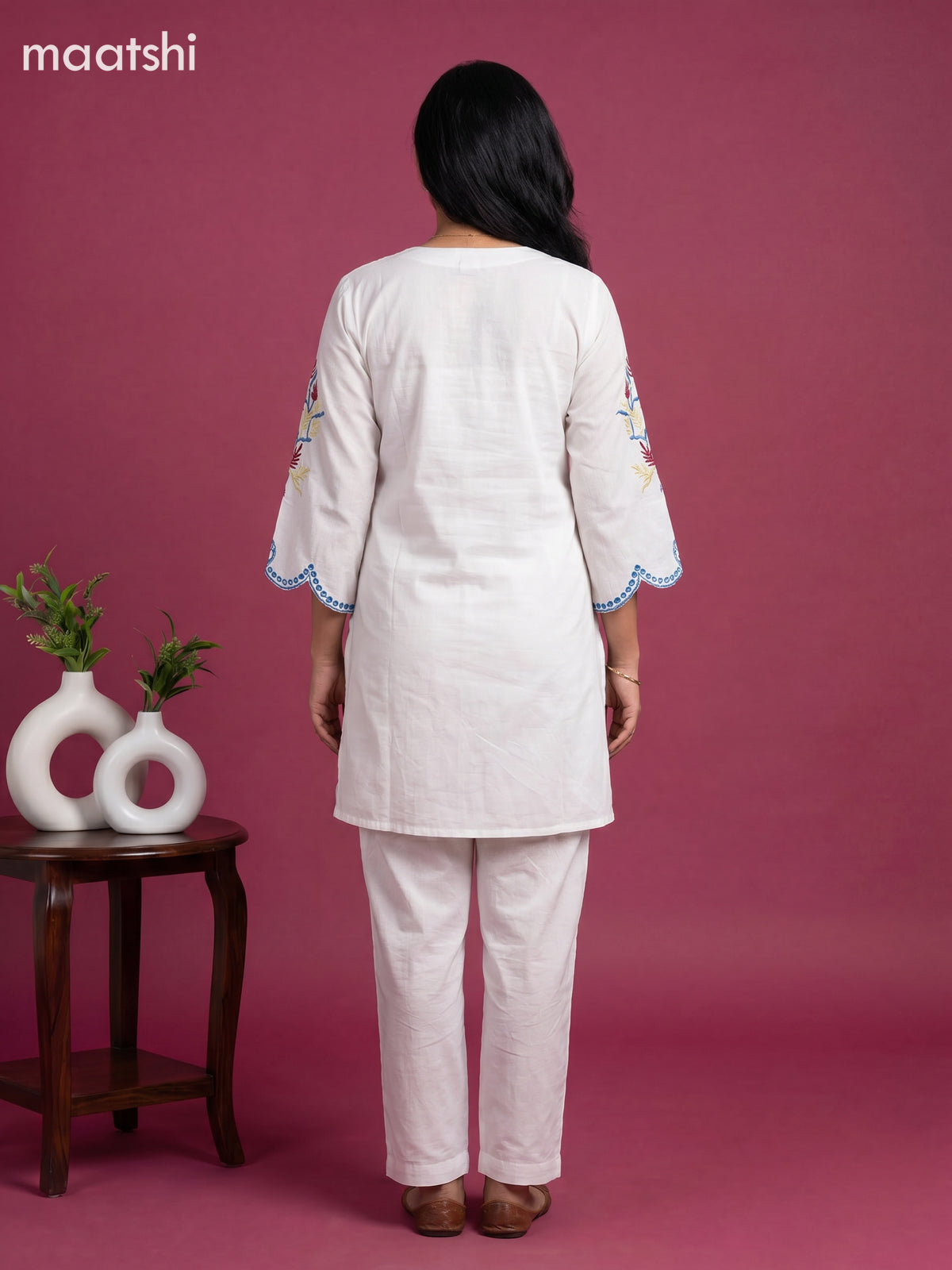 Off White Cotton Embroidery Work Kurti Set