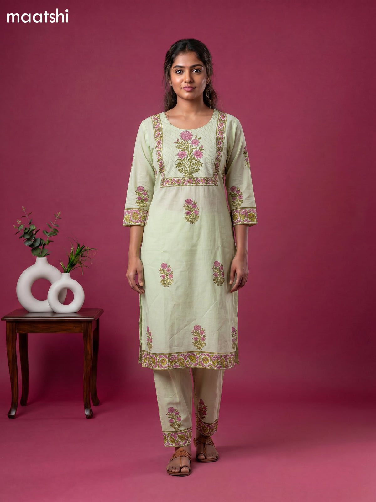 Mild Pista Green Cotton Floral Printed Straight Suit