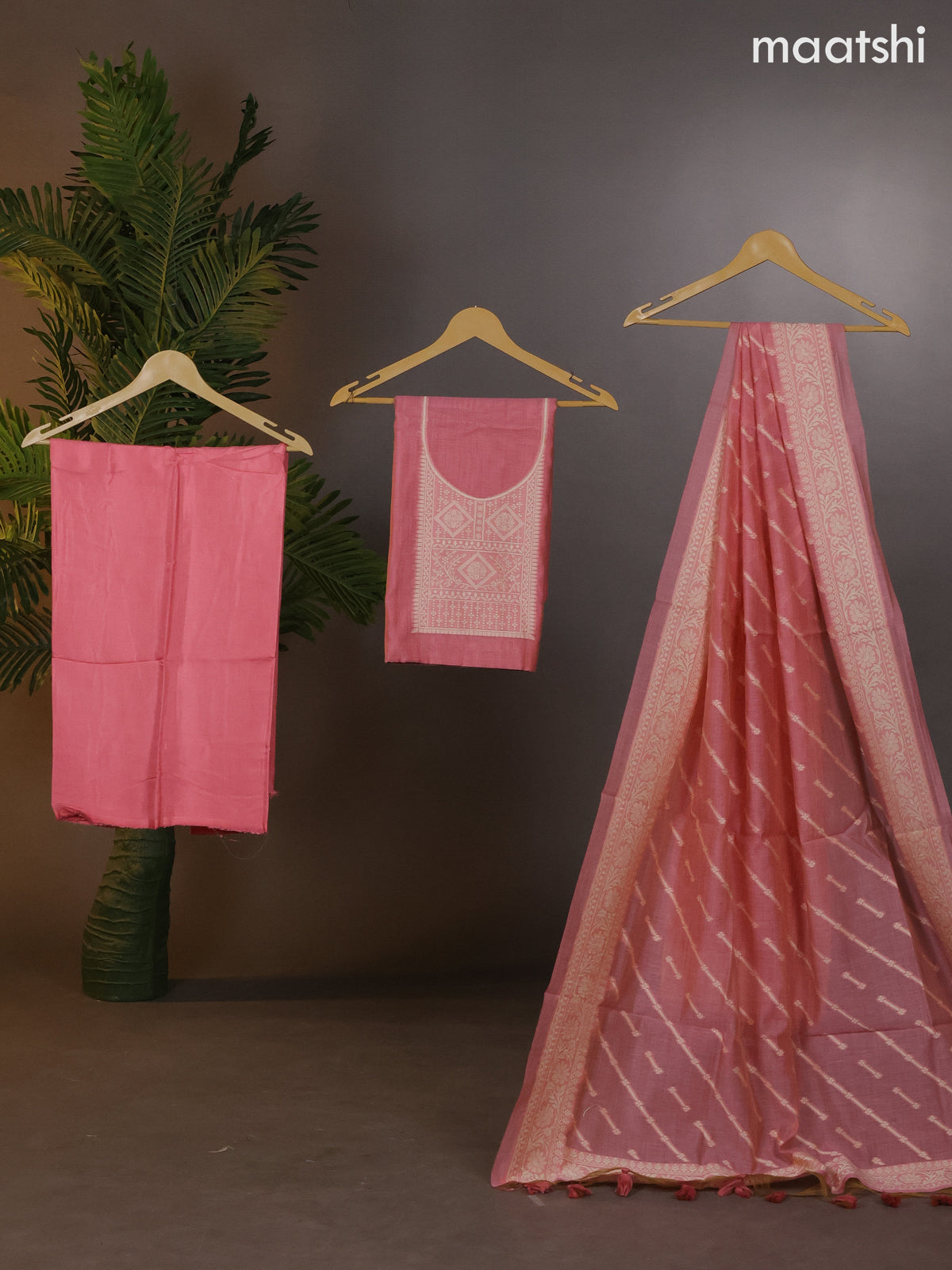 Munga cotton dress material peach pink with thread woven buttas & simple neck pattern and bottom & thread woven dupatta
