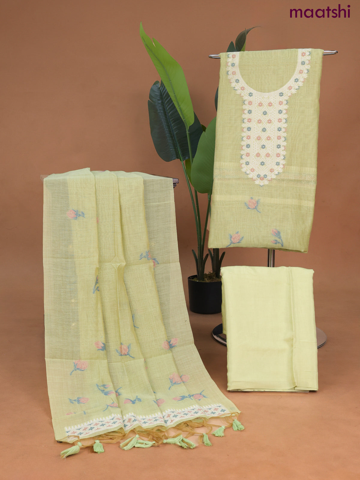 Munga cotton dress material pista green with thread & zari woven floral neck pattern and bottom & dupatta