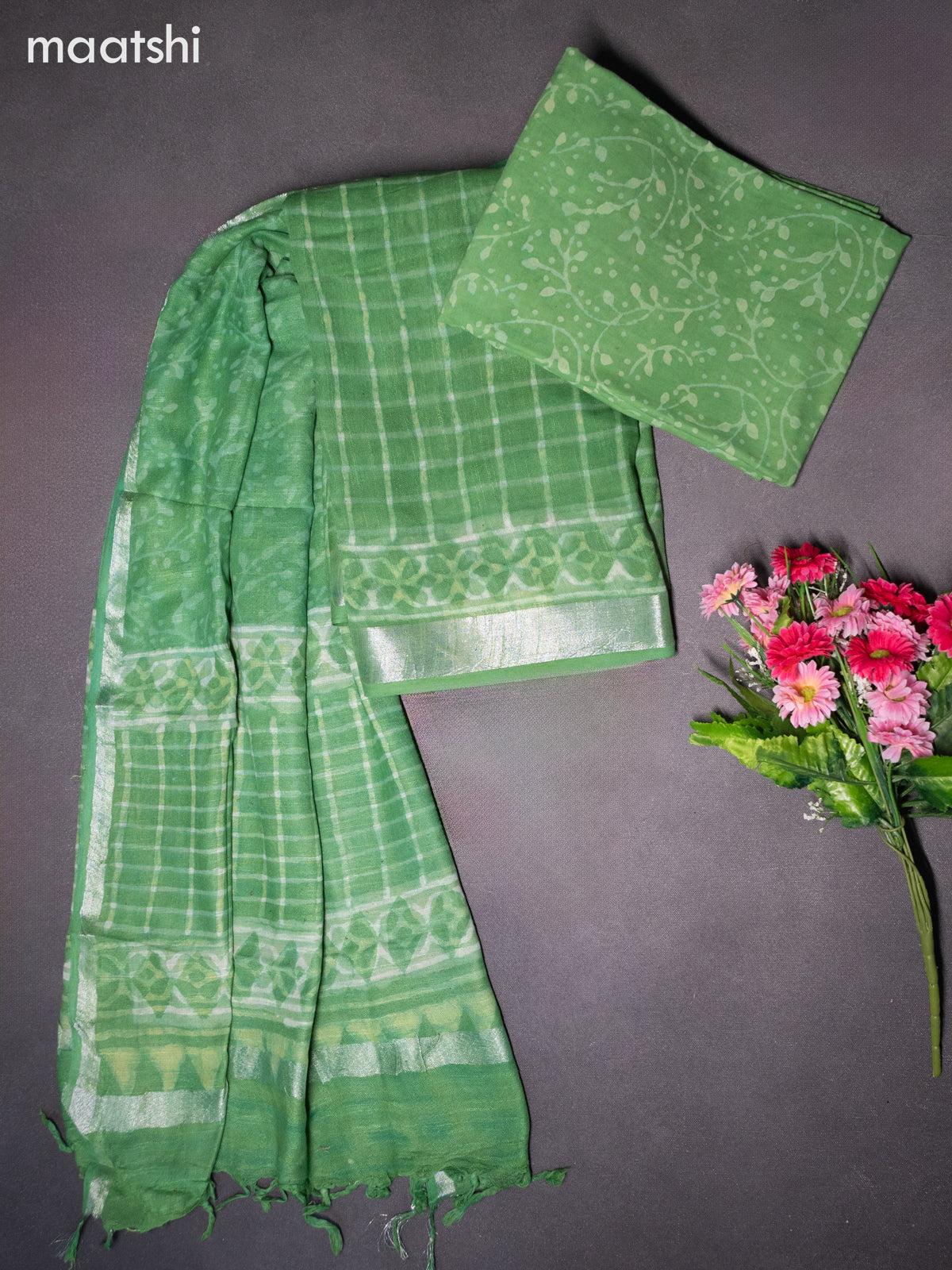 Linen cotton dress material green with allover checked pattern and bottom & dupatta
