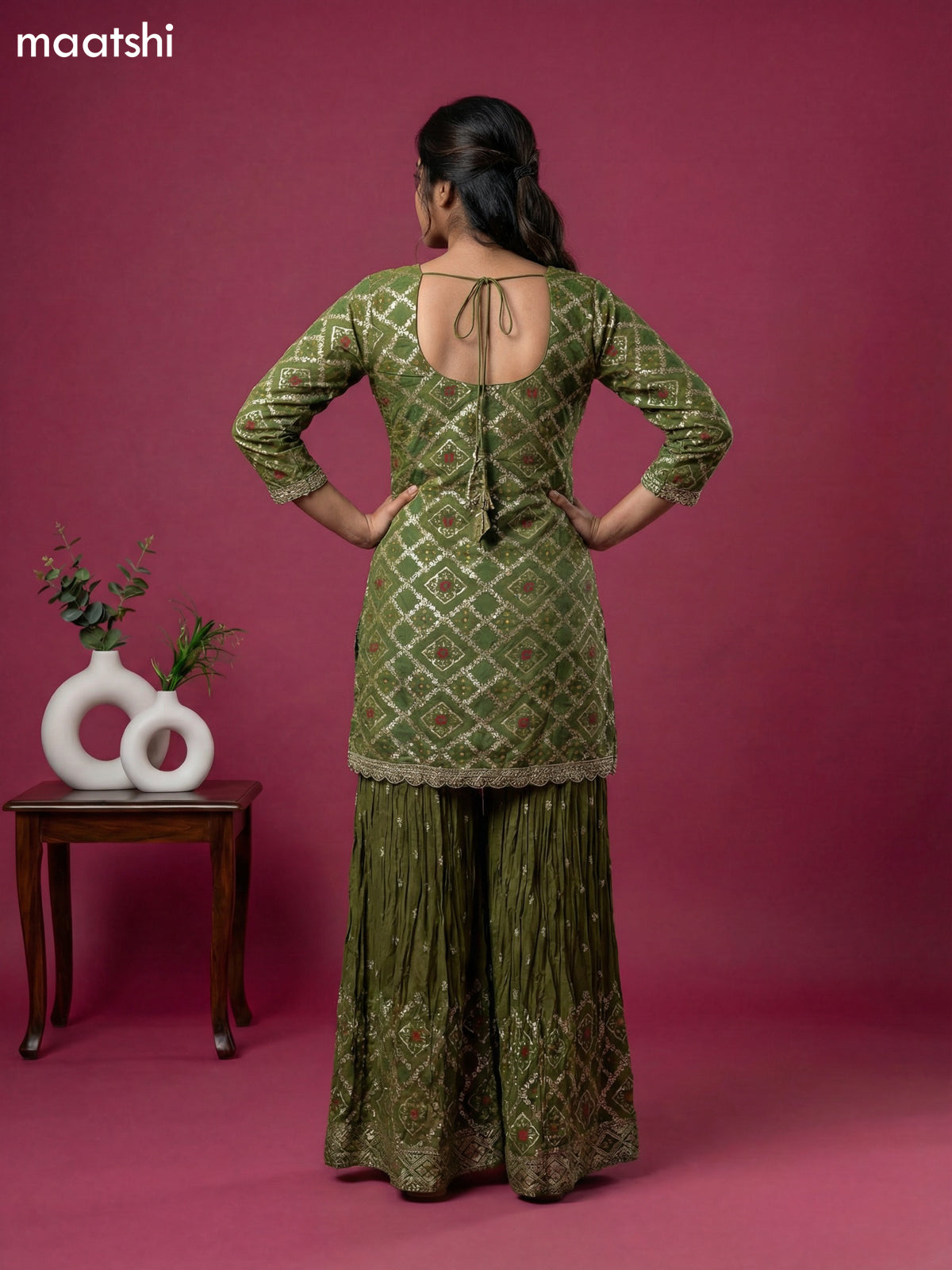 Dark Sap Green Chinnon Silk Embroidery Work Straight Suit