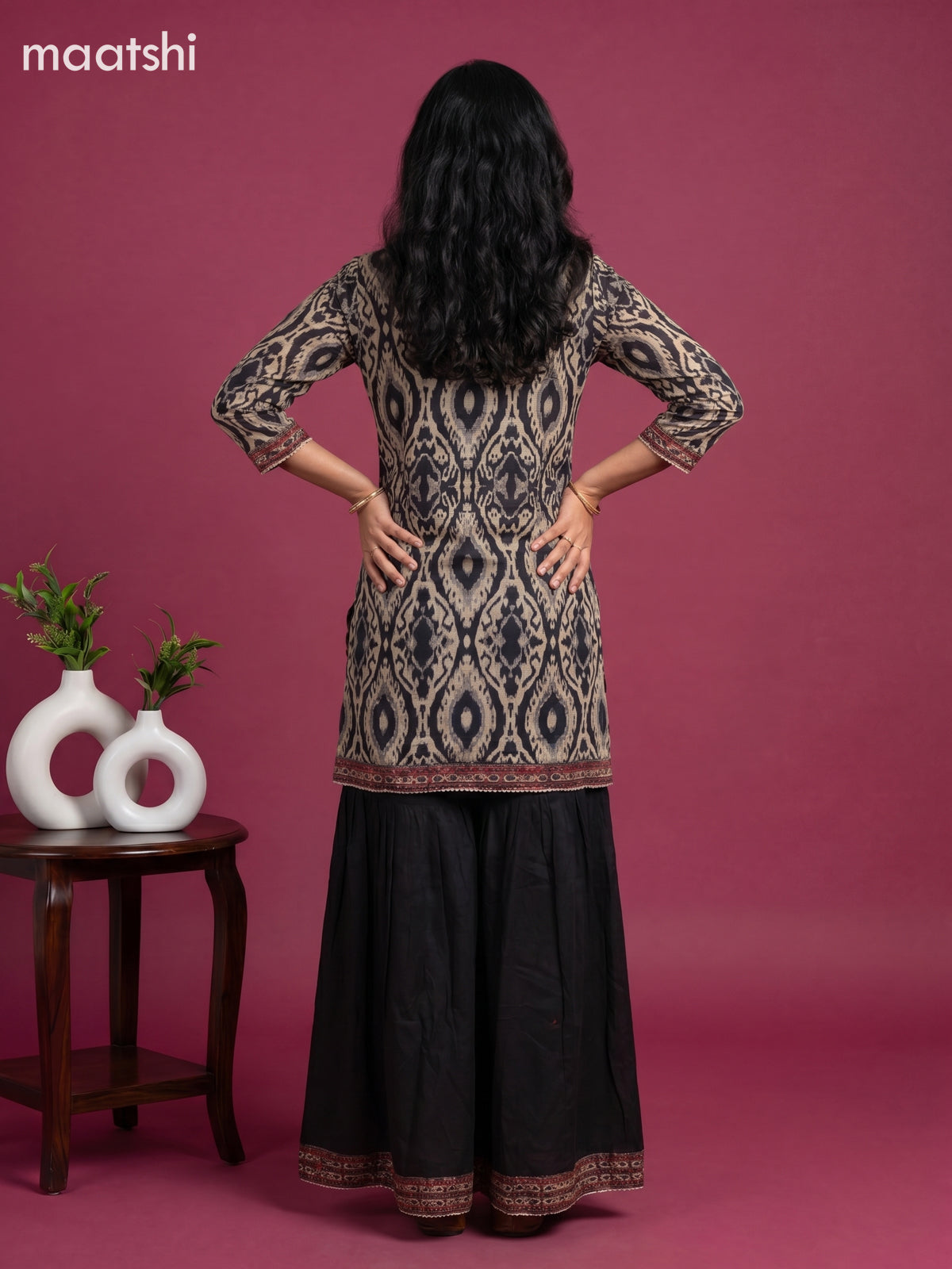 Black Linen Cotton Printed & Embroidery Work Short Co-Ord Set