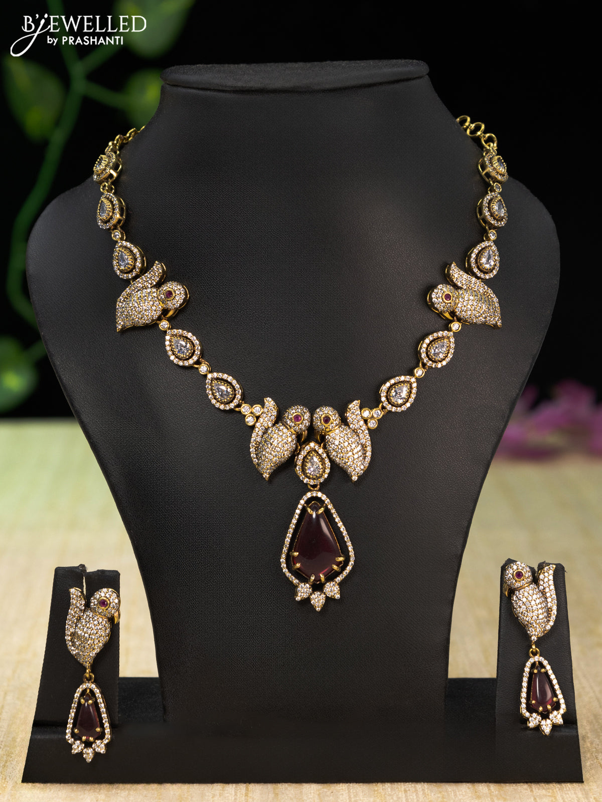 Victorian Finish Necklace