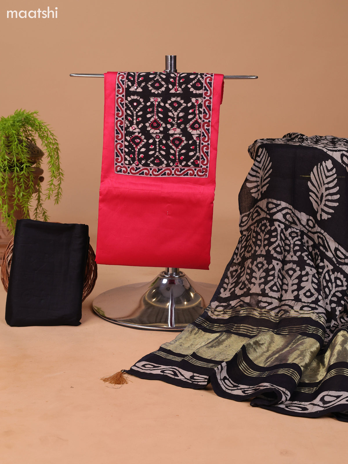 Reddish Pink and Black Cotton Dress Material With Plain Body & Patch Work Neck Pattern and Bottom & Dupatta