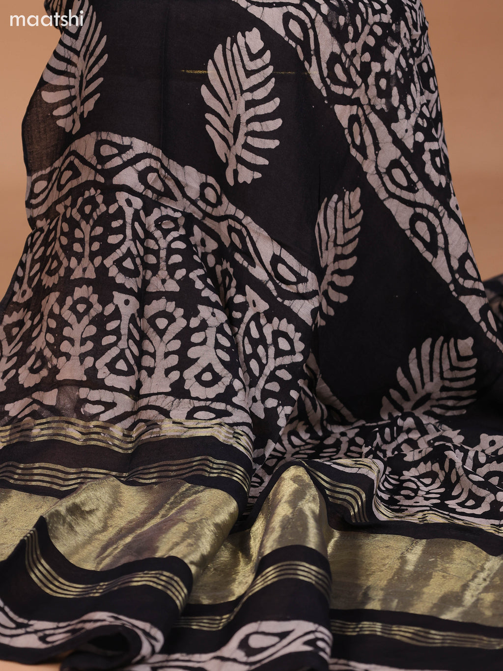 Reddish Pink and Black Cotton Dress Material With Plain Body & Patch Work Neck Pattern and Bottom & Dupatta