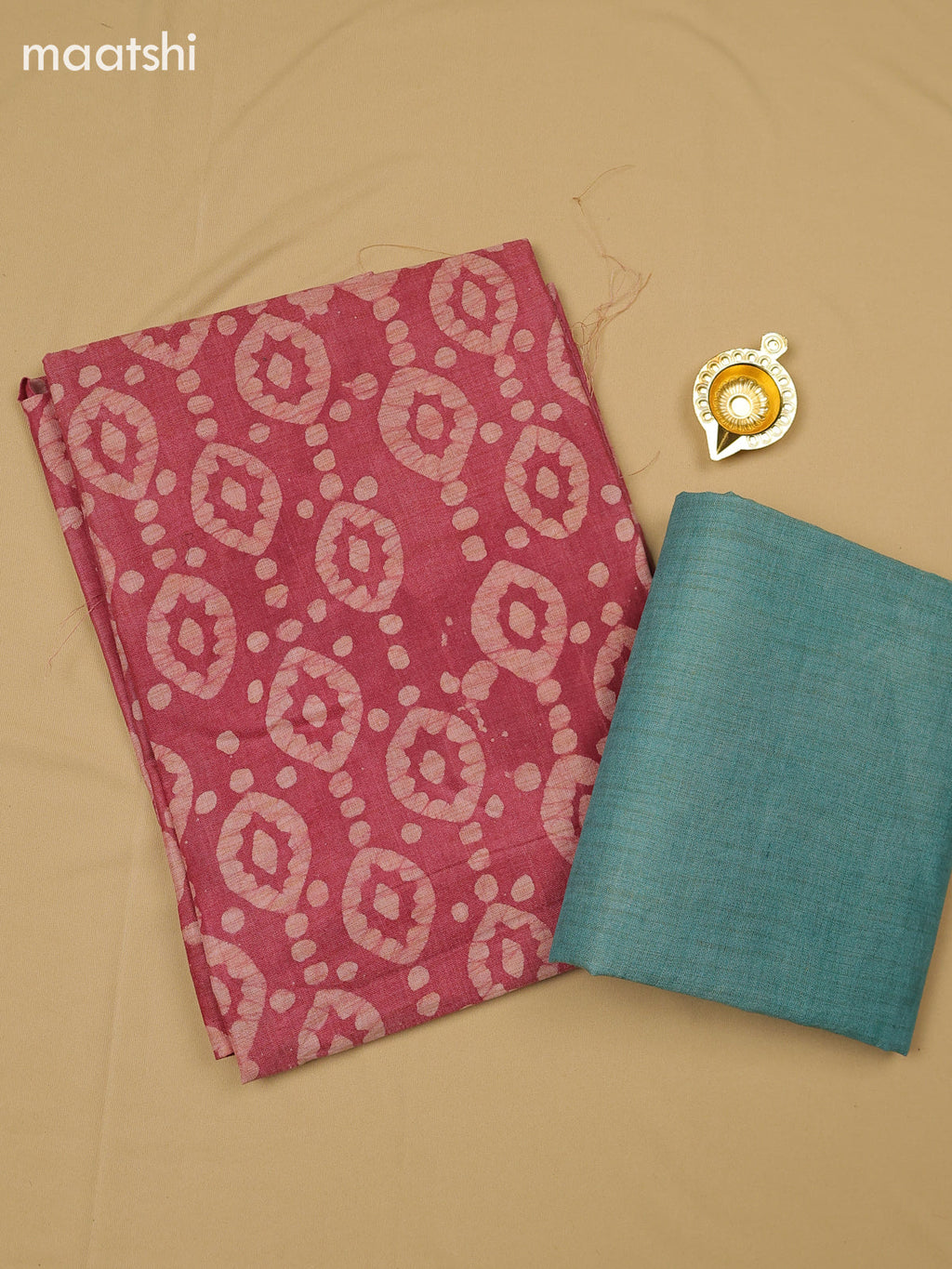 Mauve Pink Cotton Dress Material With Batik Prints & Simple Embroidery Work Neck Pattern