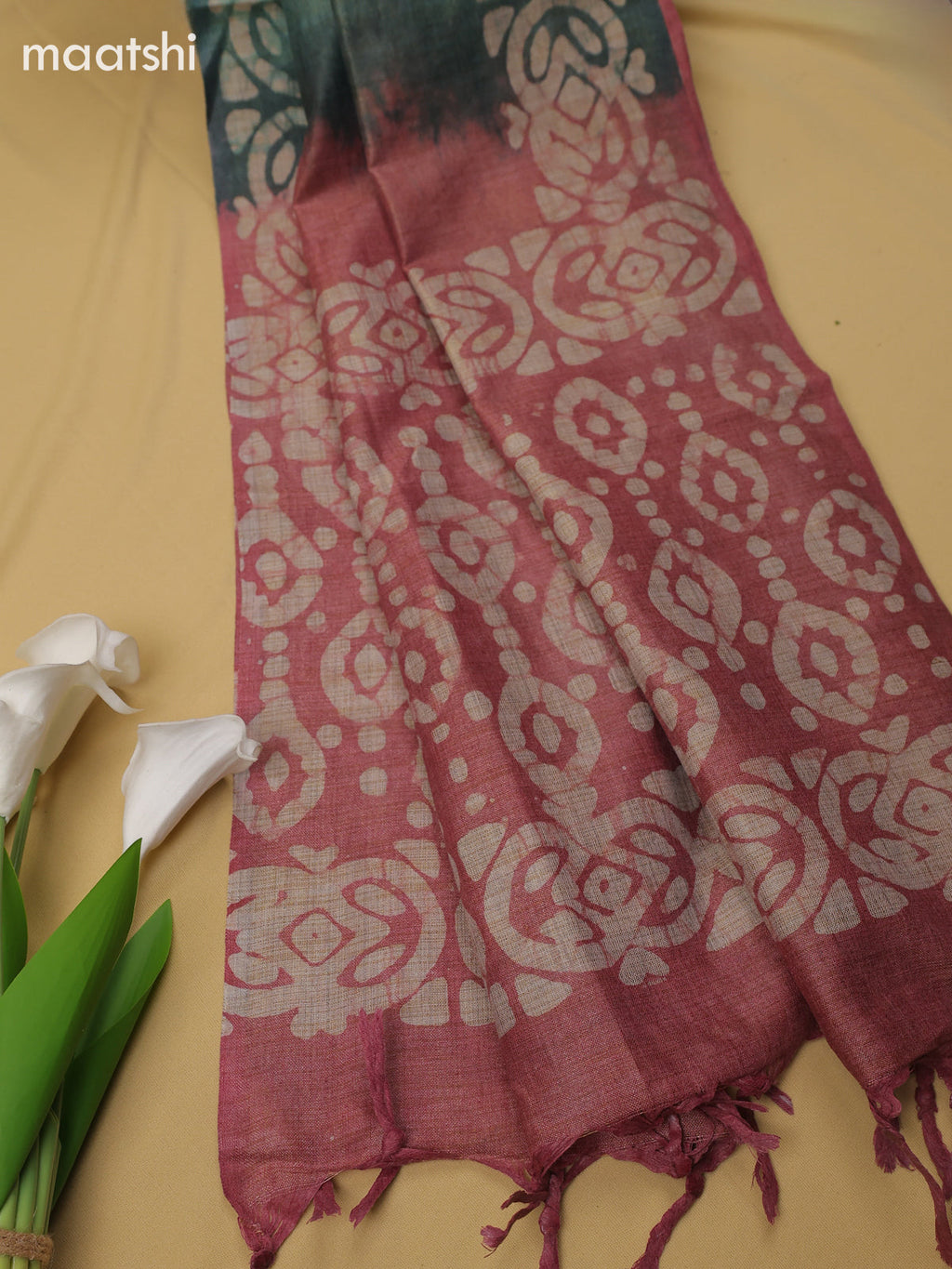 Mauve Pink Cotton Dress Material With Batik Prints & Simple Embroidery Work Neck Pattern