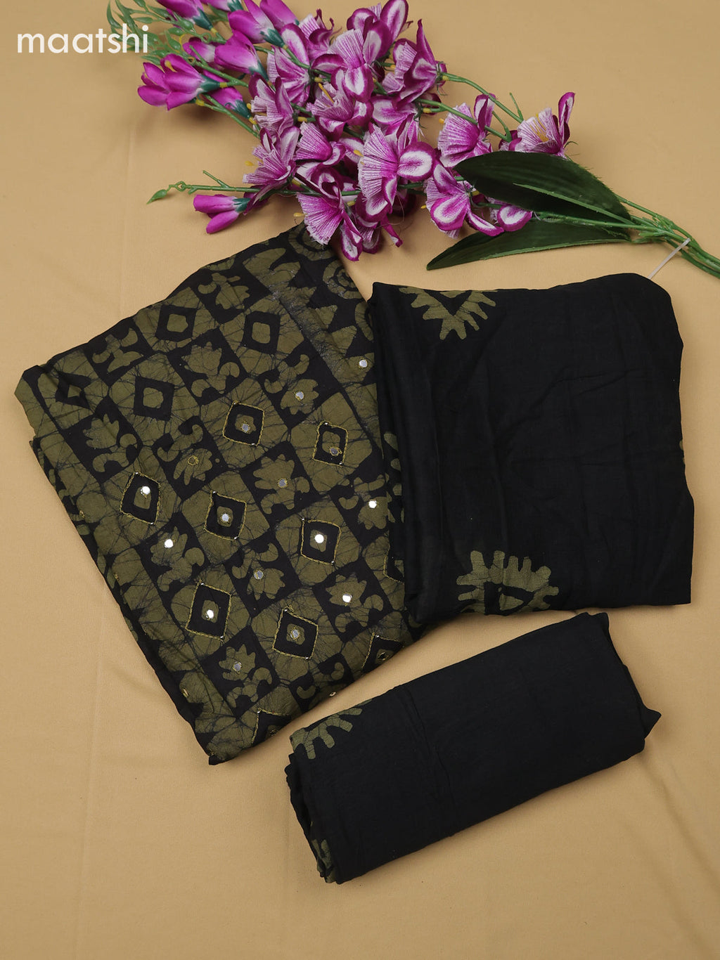 Green and Black Cotton Dress Material With Batik Prints & Simple Embroidery Work Neck Pattern