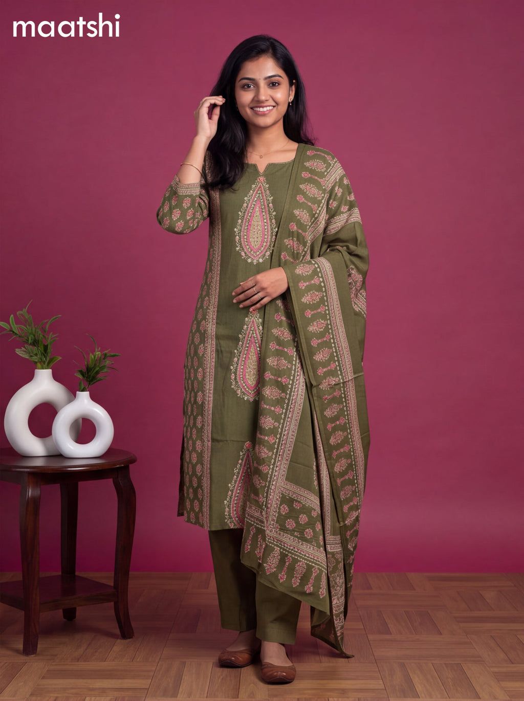 Green Cotton Printed Straight Suit