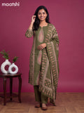 Green Cotton Printed Straight Suit