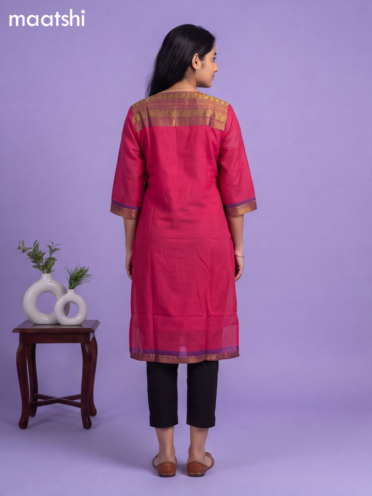 Pink Chettinad Cotton Zari Neck Pattern Straight Kurti