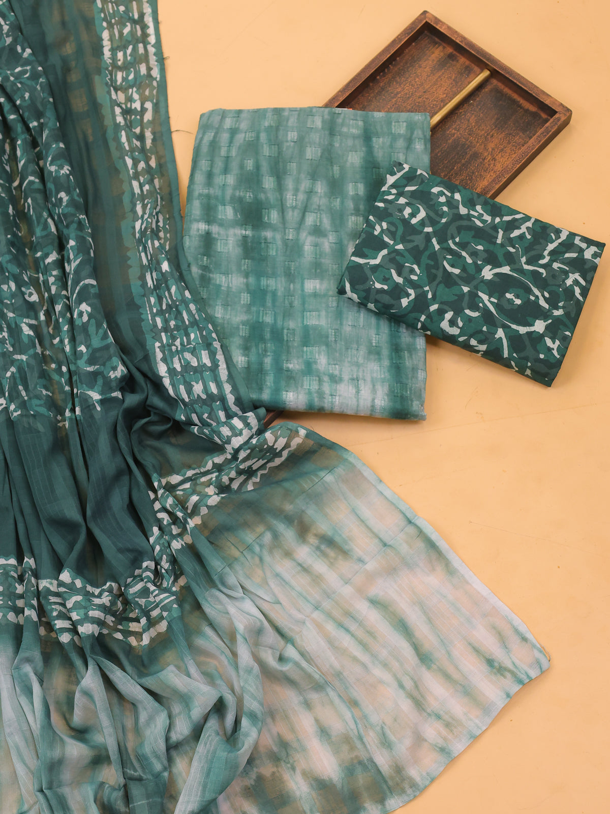 Green and Off White Cotton Dress Material With Tie-Dye Prints and Bottom & Dupatta