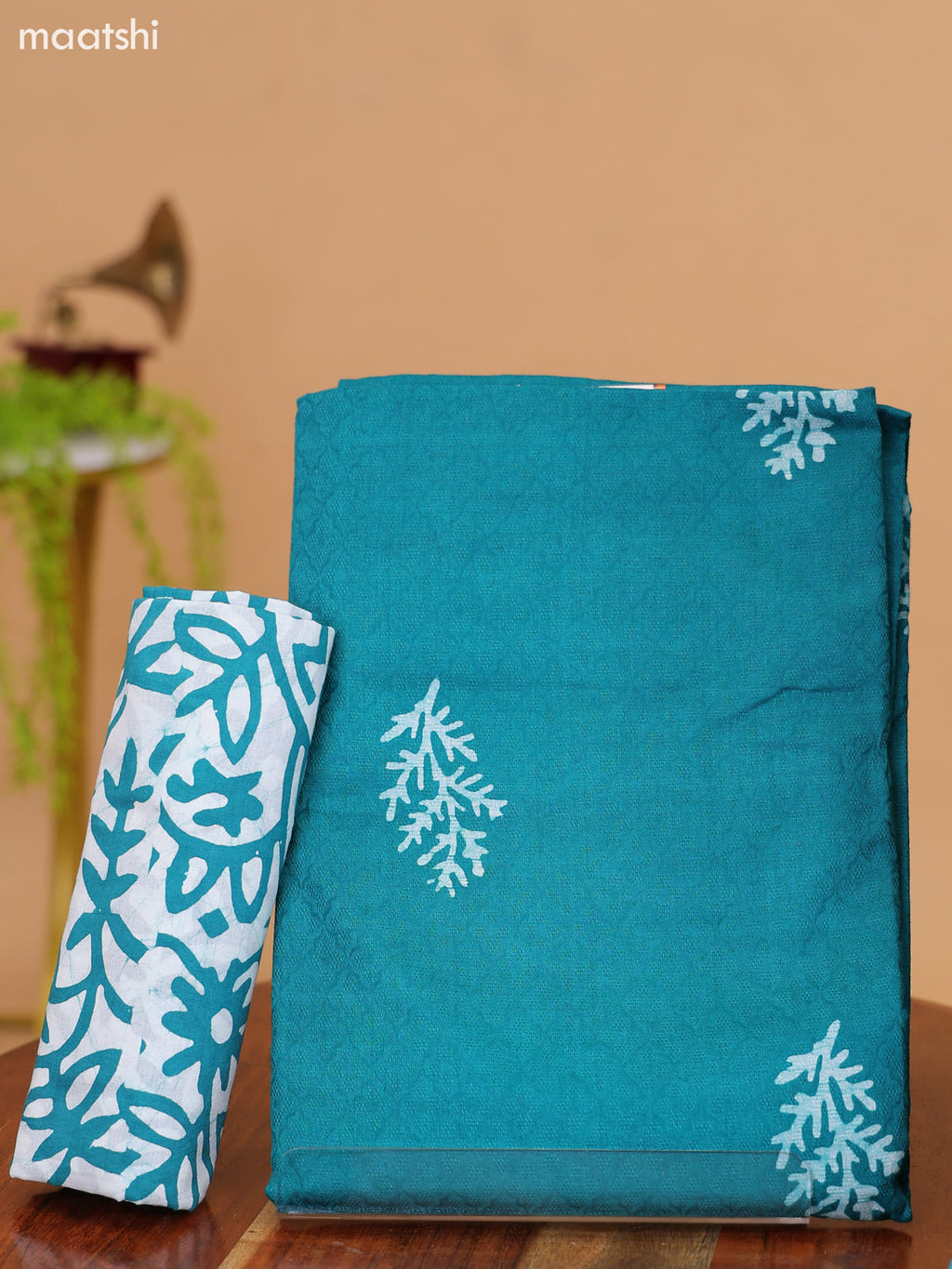 Green and Off White Cotton Dress Material With Prints and Bottom & Dupatta