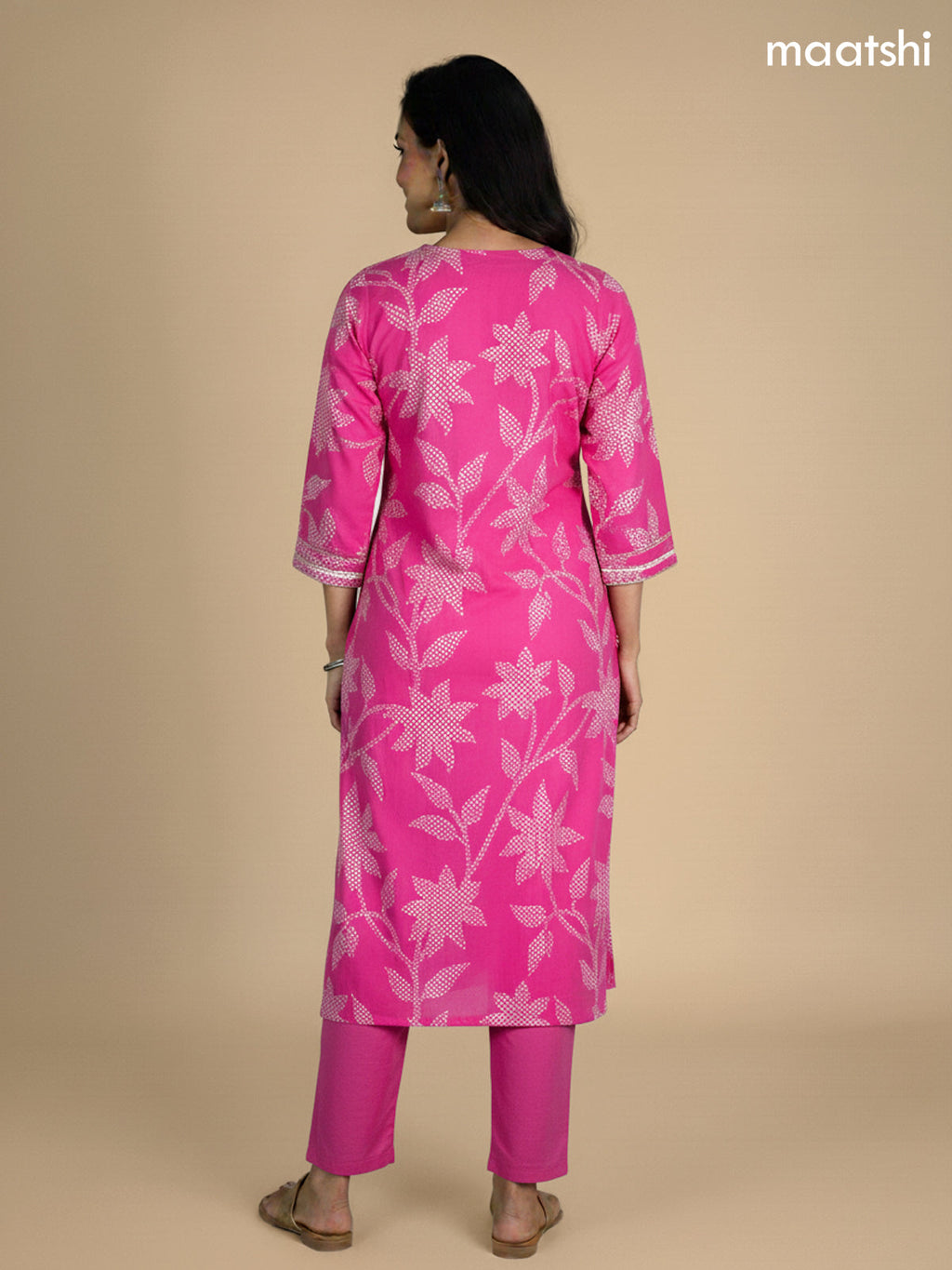 Candy Pink Cotton Bandhani Printed Straight Suit