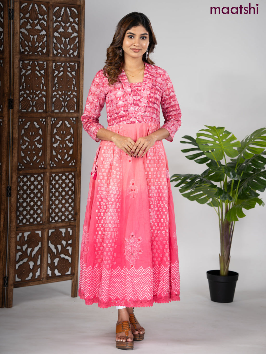Cotton anarkali kurti peach pink with prints & collar neck pattern without pant