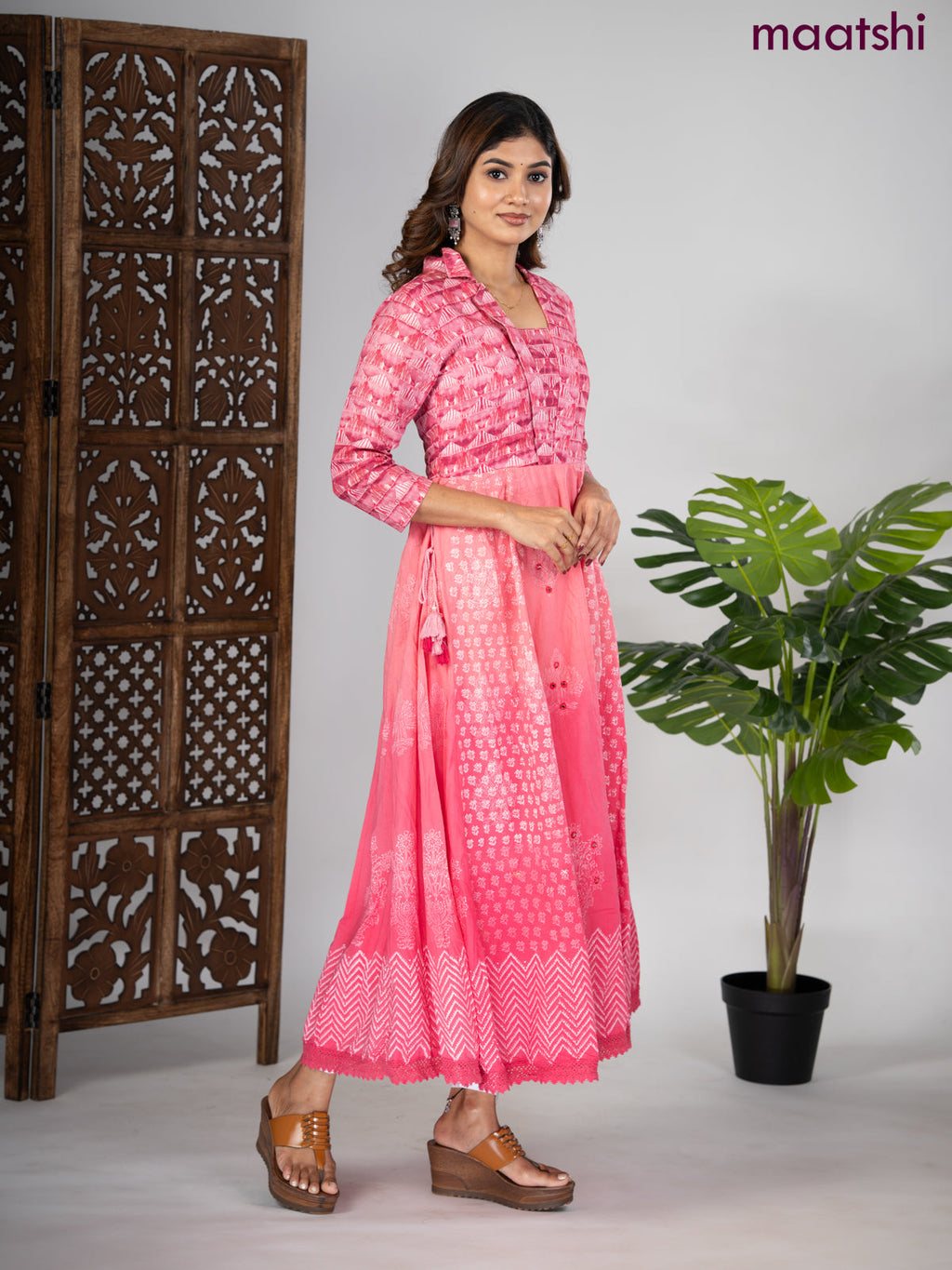 Cotton anarkali kurti peach pink with prints & collar neck pattern without pant