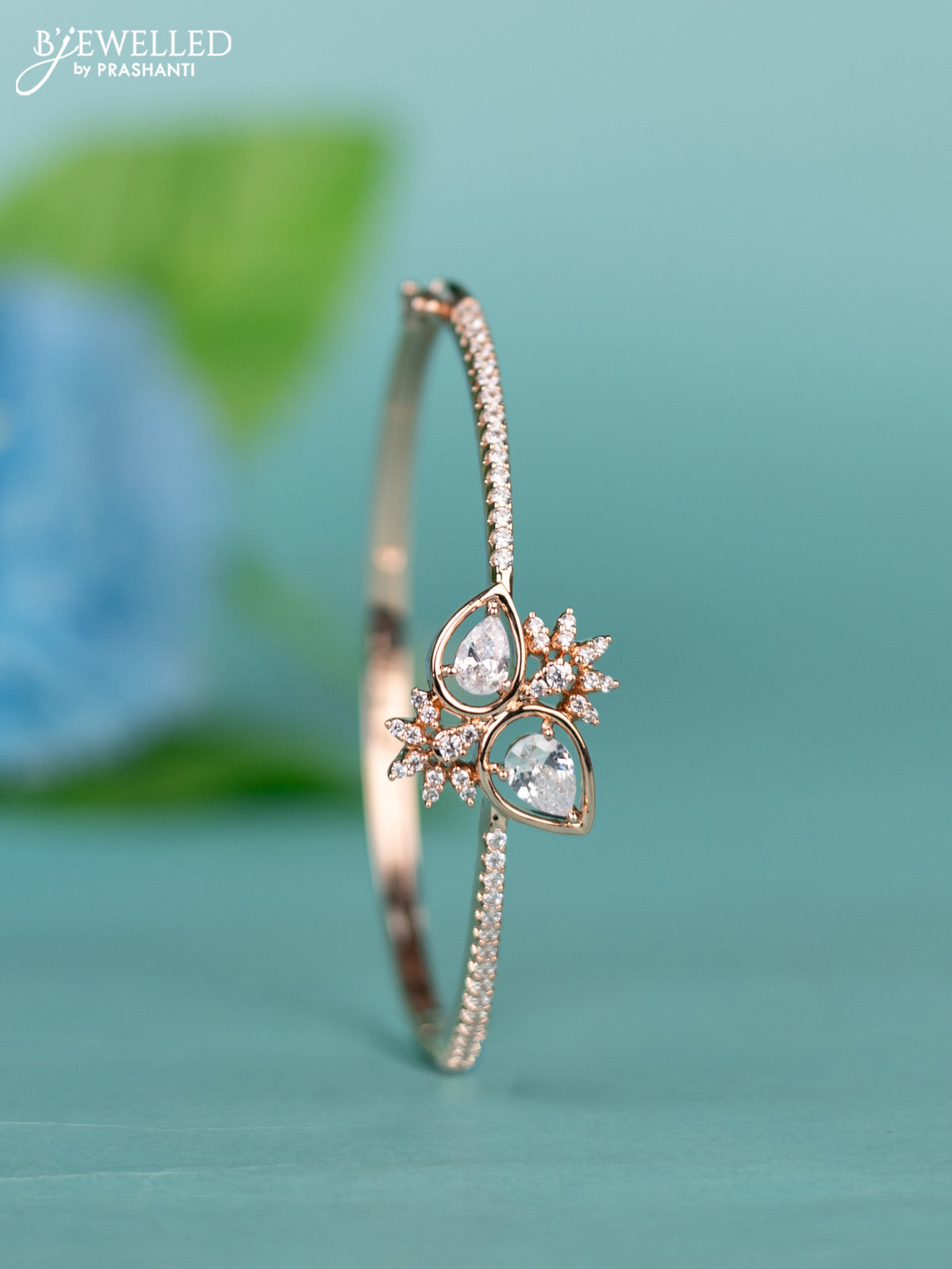 Rose gold bracelet with cz stones