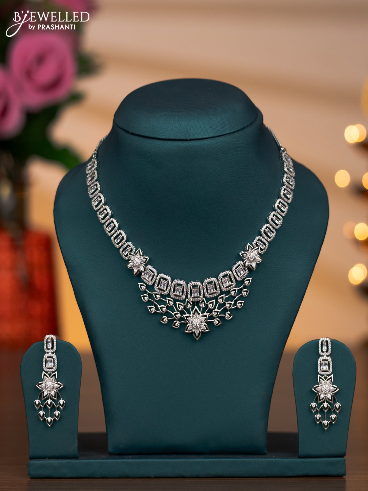 Zircon necklace floral design with cz stones
