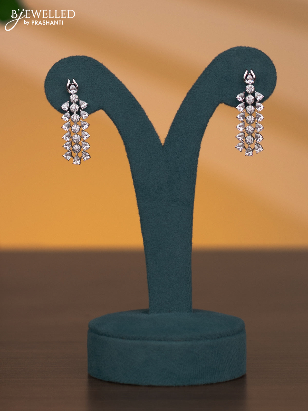 Zircon necklace with cz stones