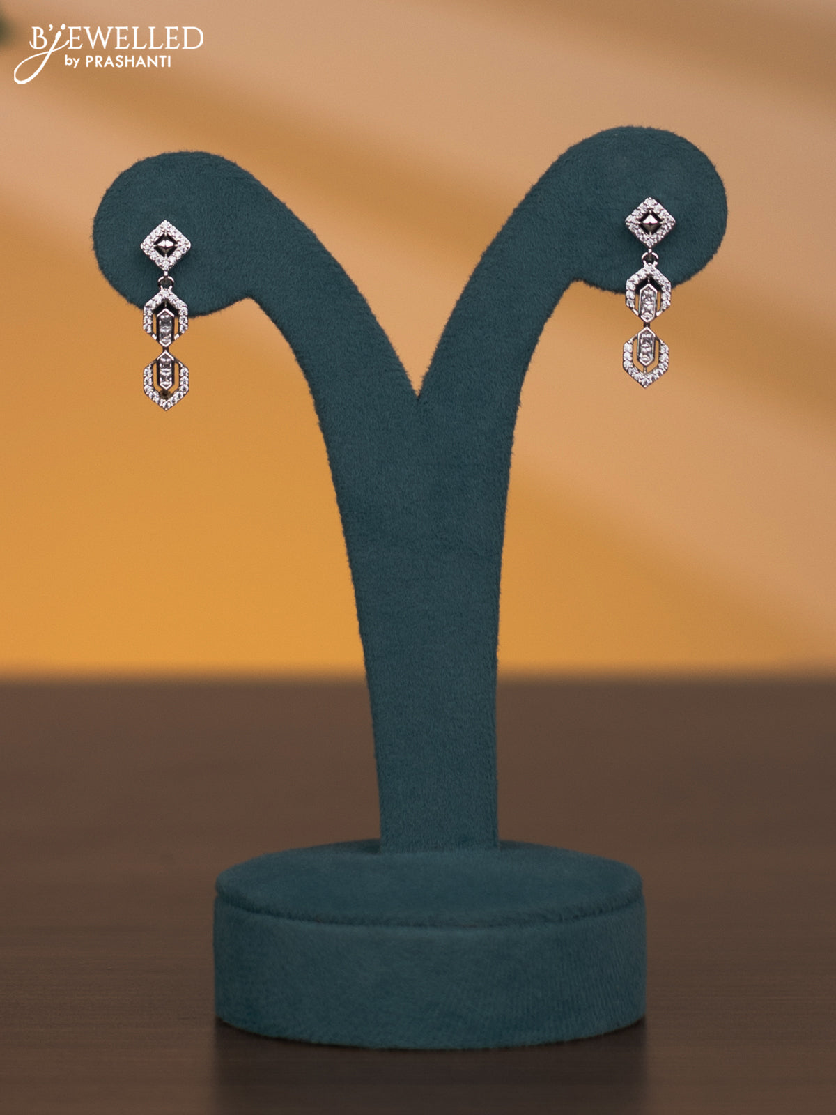 Zircon necklace with cz stones