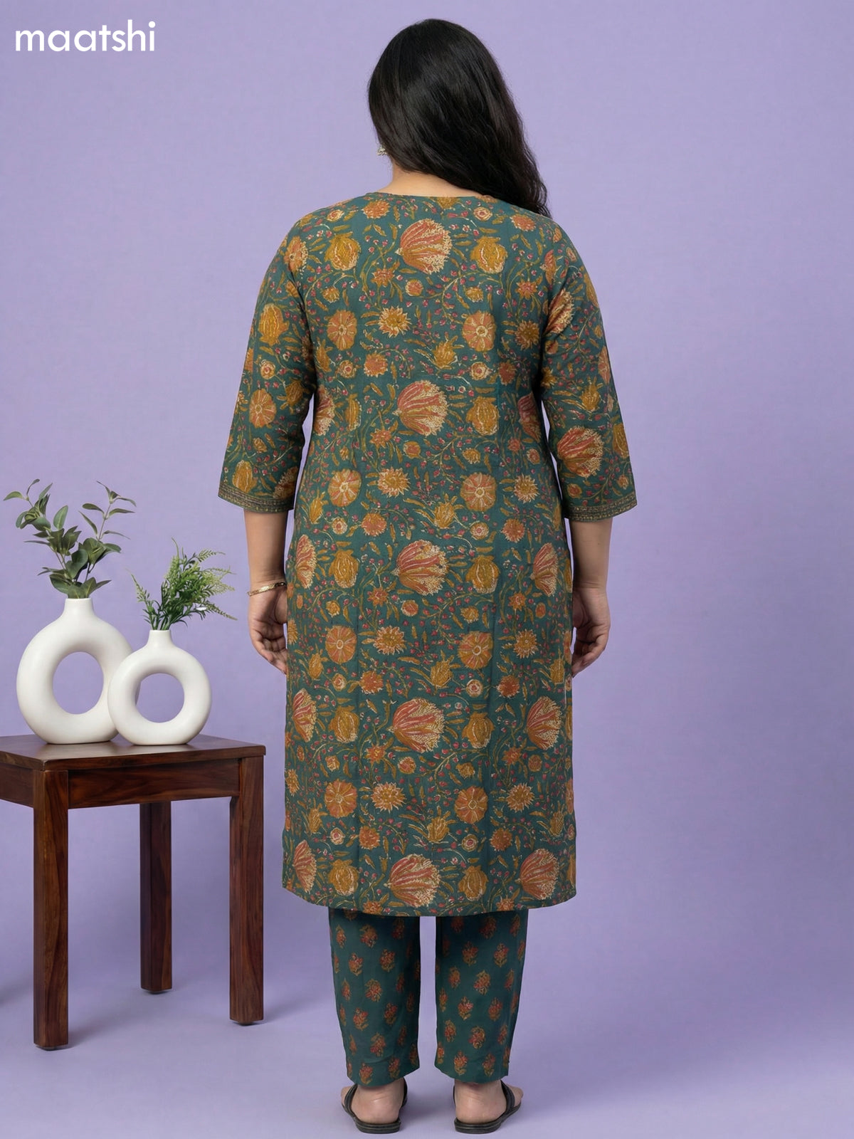 Green Cotton Floral Printed Straight Suit