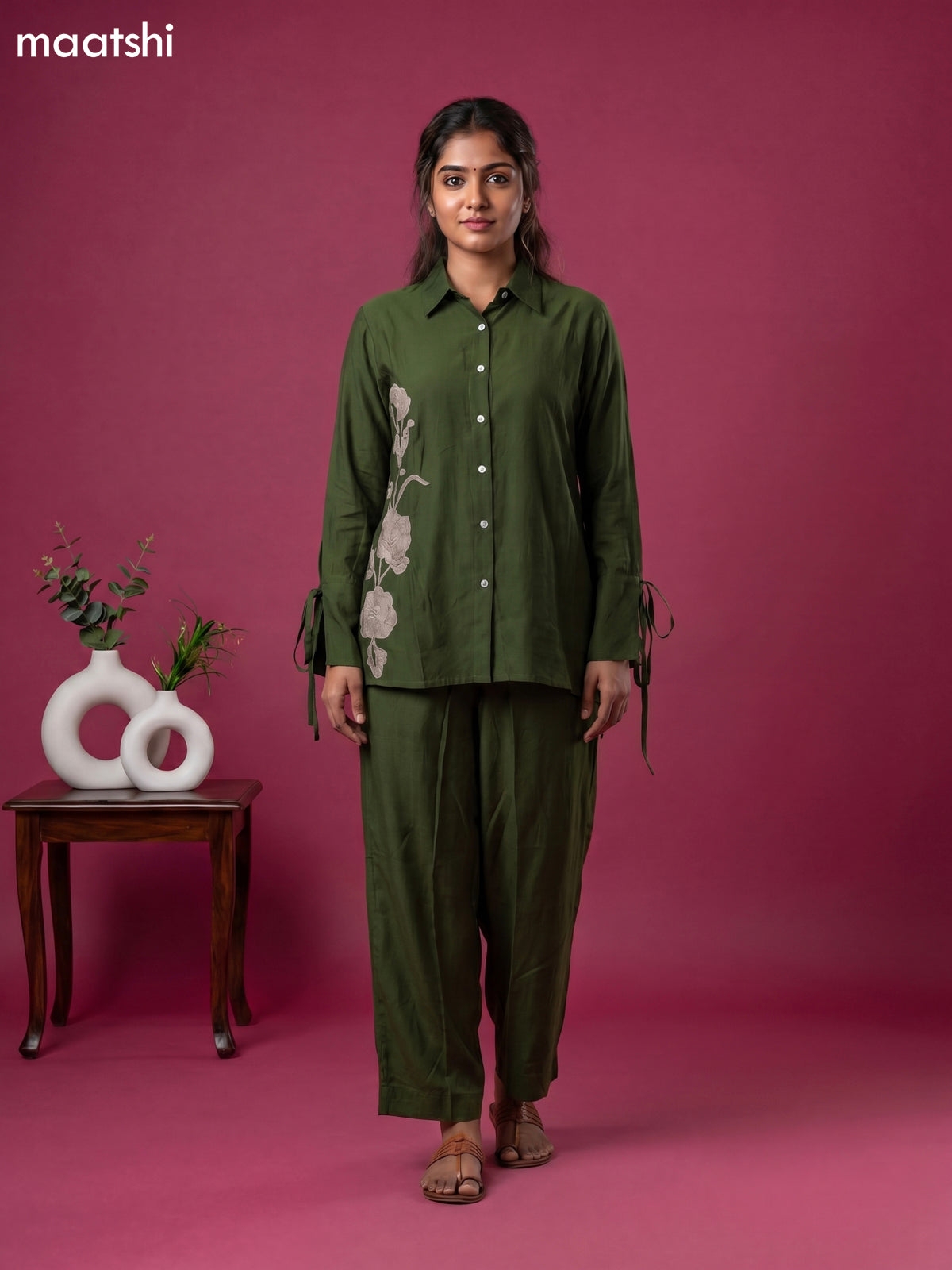 Sap Green Chanderi Simple Applique Work Co-Ord Set