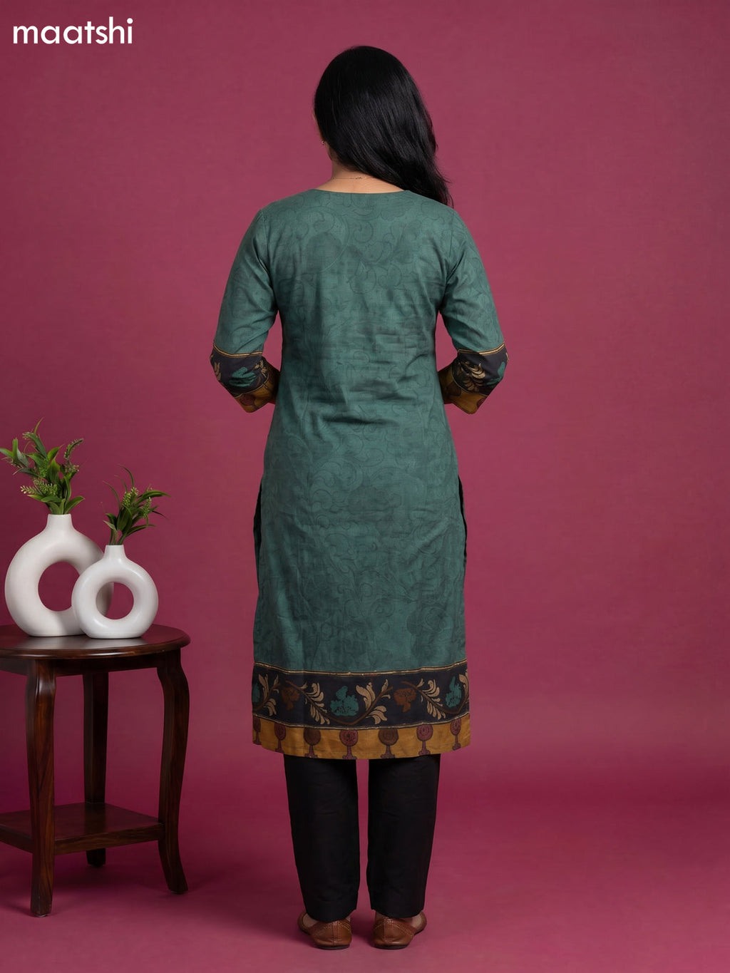 Sap Green and Black Cotton Kalamkari Printed Straight Suit