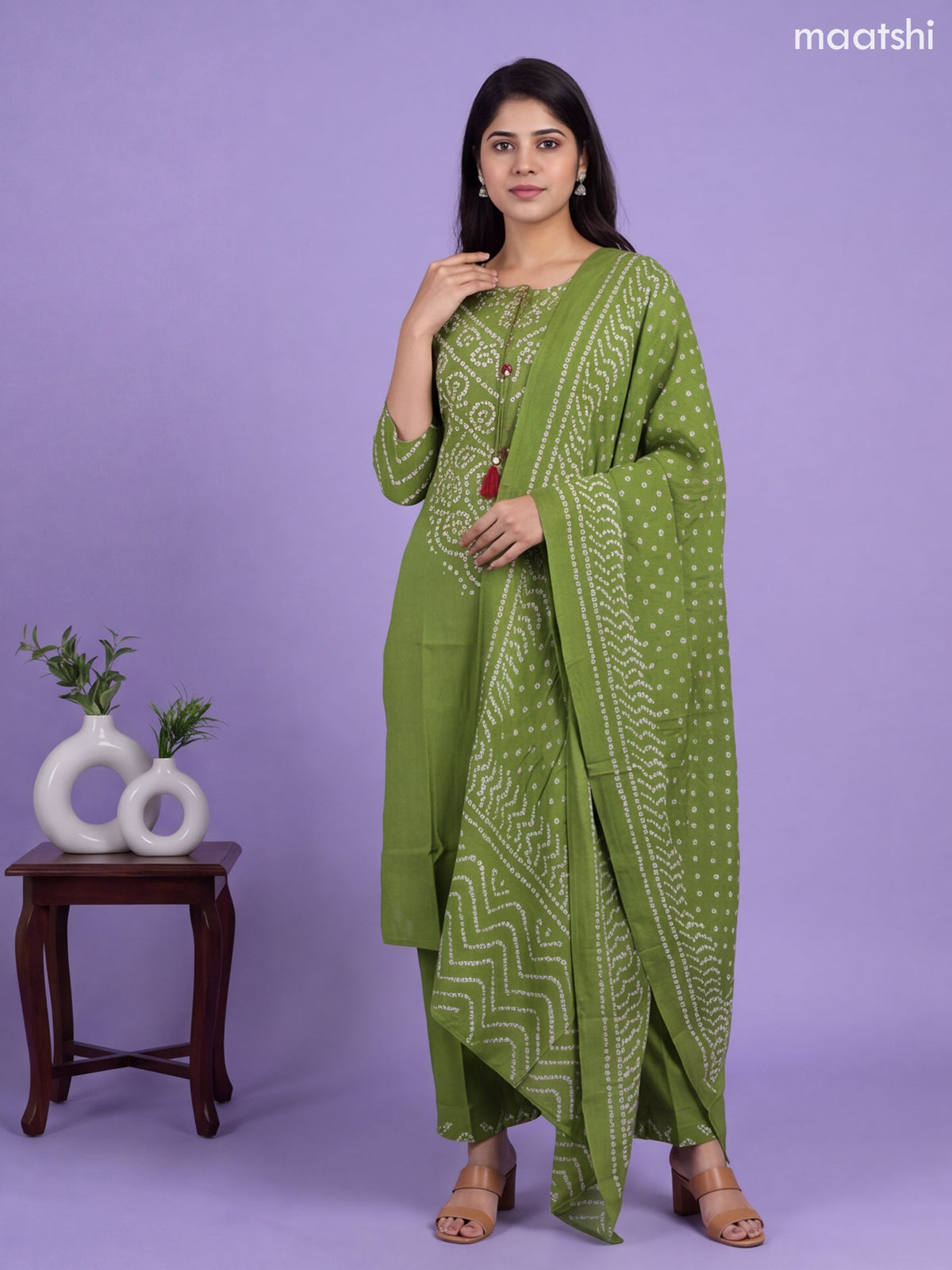 Green and Off White Cotton Bandhani Printed & Simple Embroidery Work Neck Pattern
