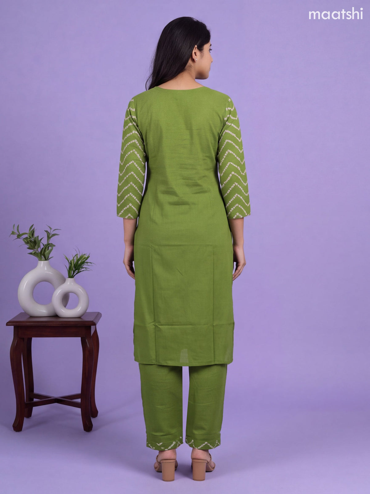 Green and Off White Cotton Bandhani Printed & Simple Embroidery Work Neck Pattern