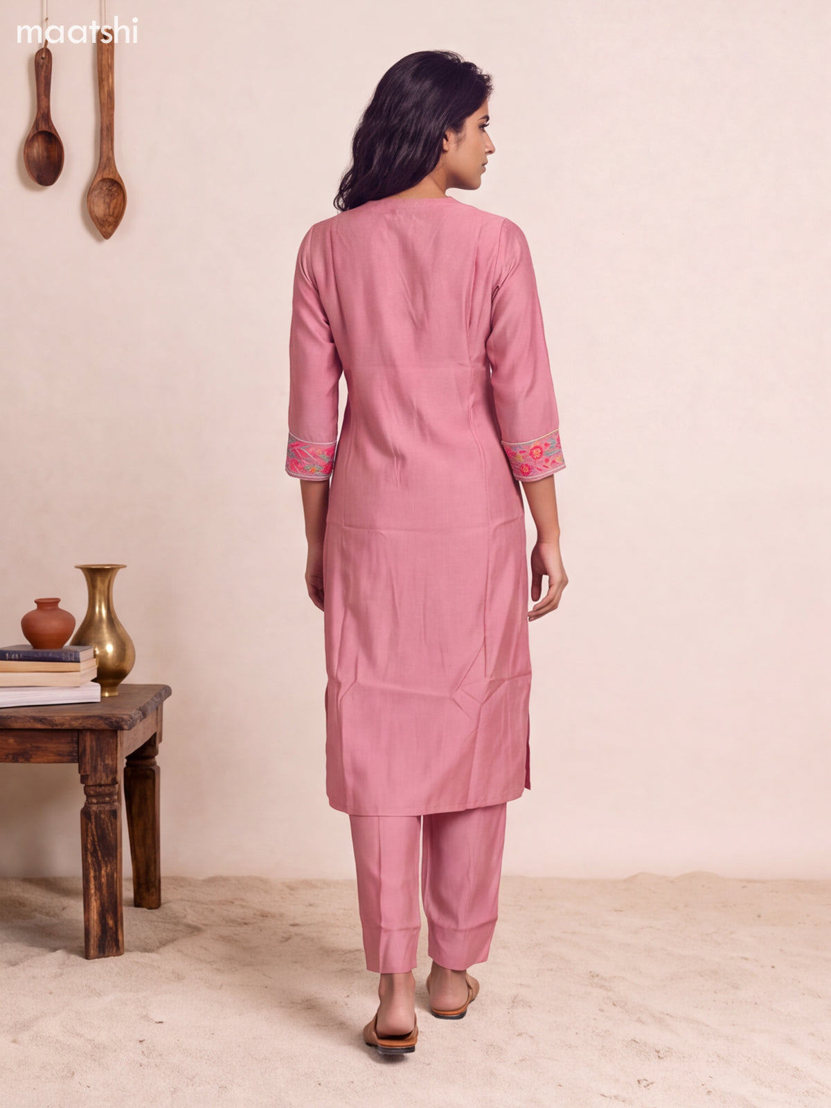 Peach Pink Chanderi Embroidery Work Kurti Set