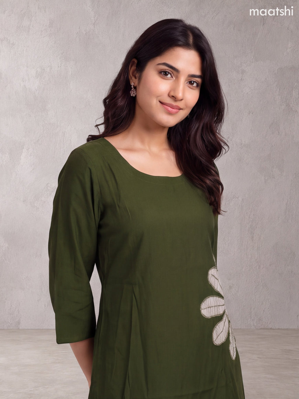 Dark Sap Green Chanderi Bold Floral Embroidery Work Kurti Set