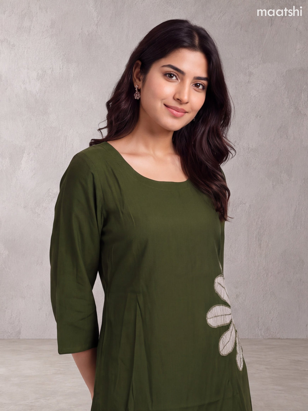 Dark Sap Green Chanderi Bold Floral Embroidery Work Kurti Set
