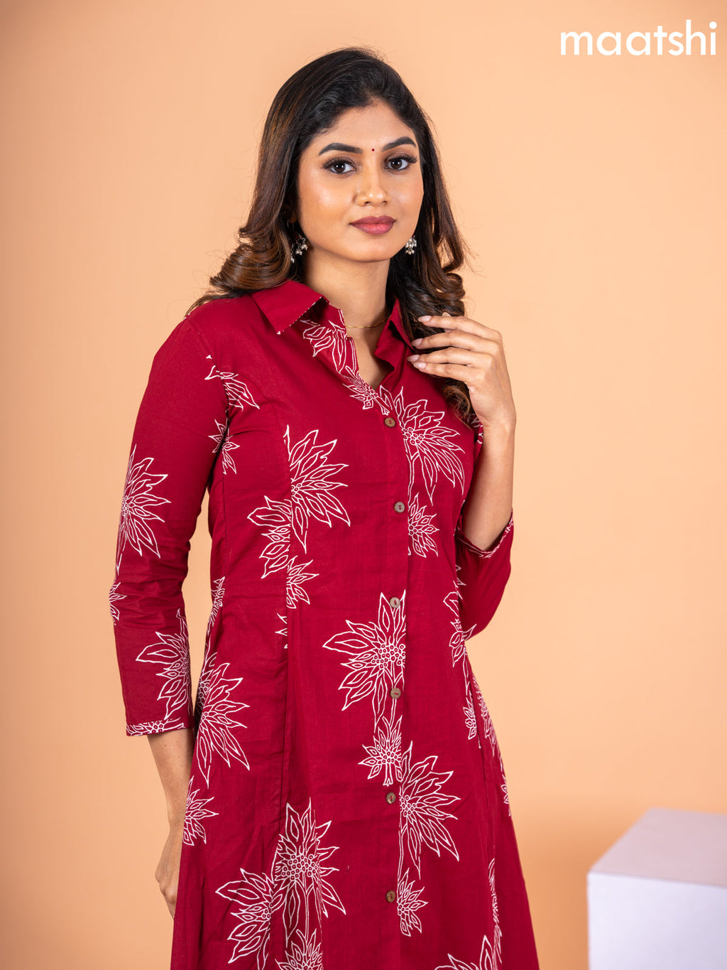 Cotton co-ord set maroon with floral prints & collar neck pattern and straight cut pant
