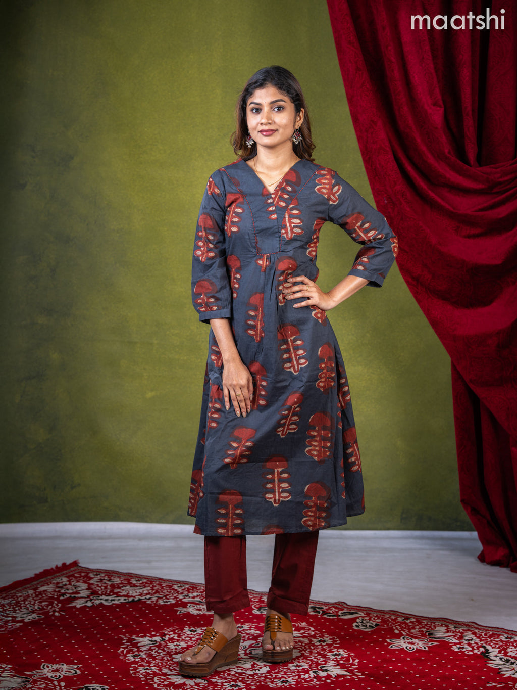 Anarkali cotton kurti set dark grey and rust shade with dabu butta prints & embroidery work v neck pattern and straight cut pant