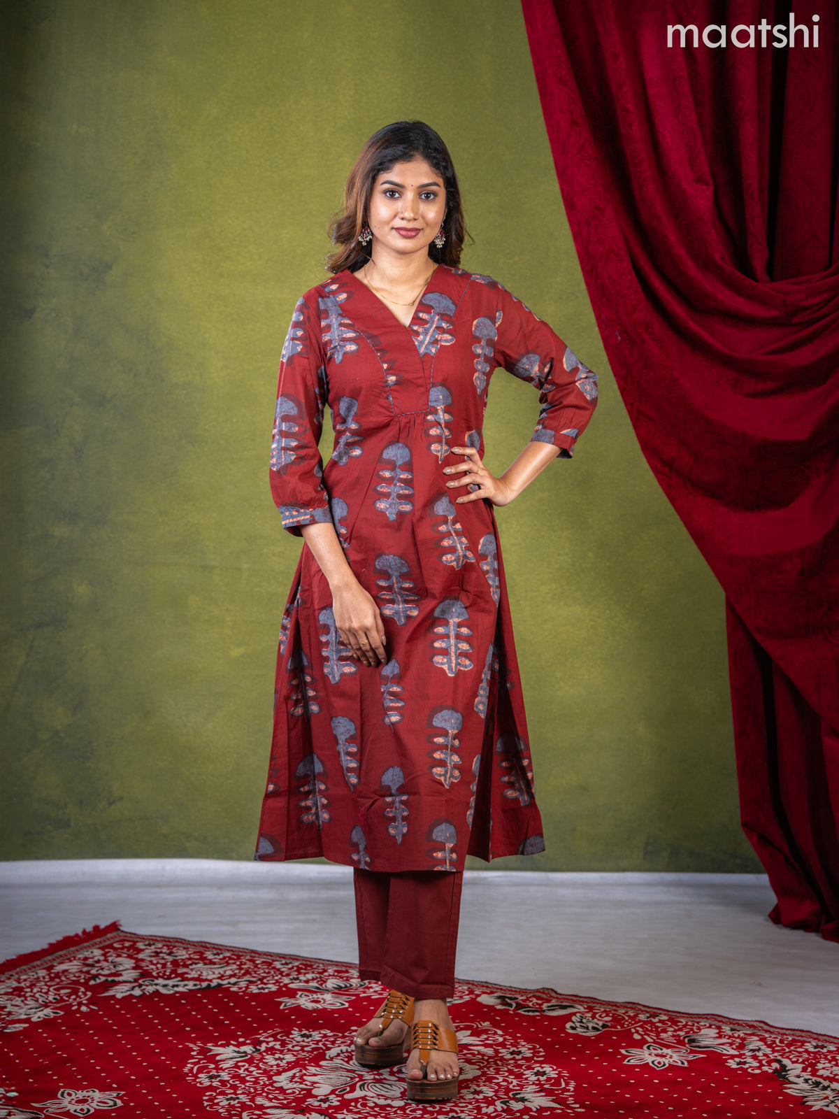 Anarkali cotton kurti set maroon and grey shade with dabu butta prints & embroidery work v neck pattern and straight cut pant