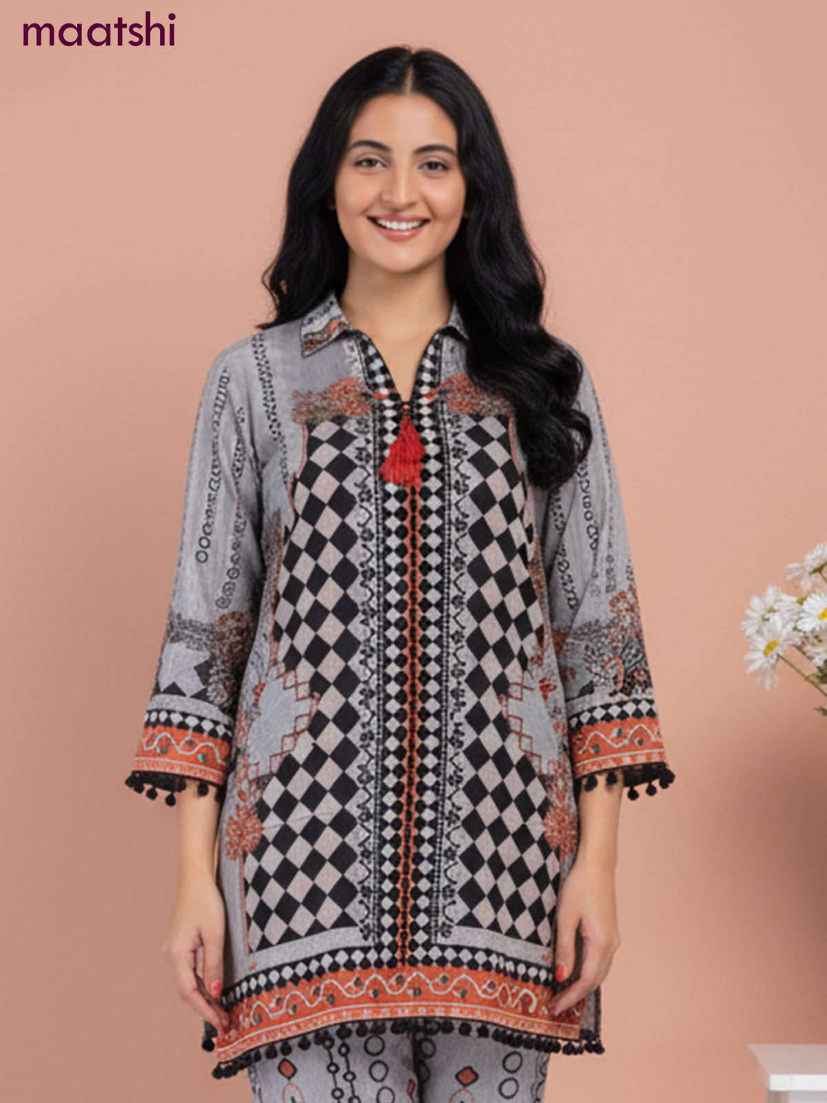 Short co-ord set grey shade with allover prints & collar neck pattern and straight cut pant