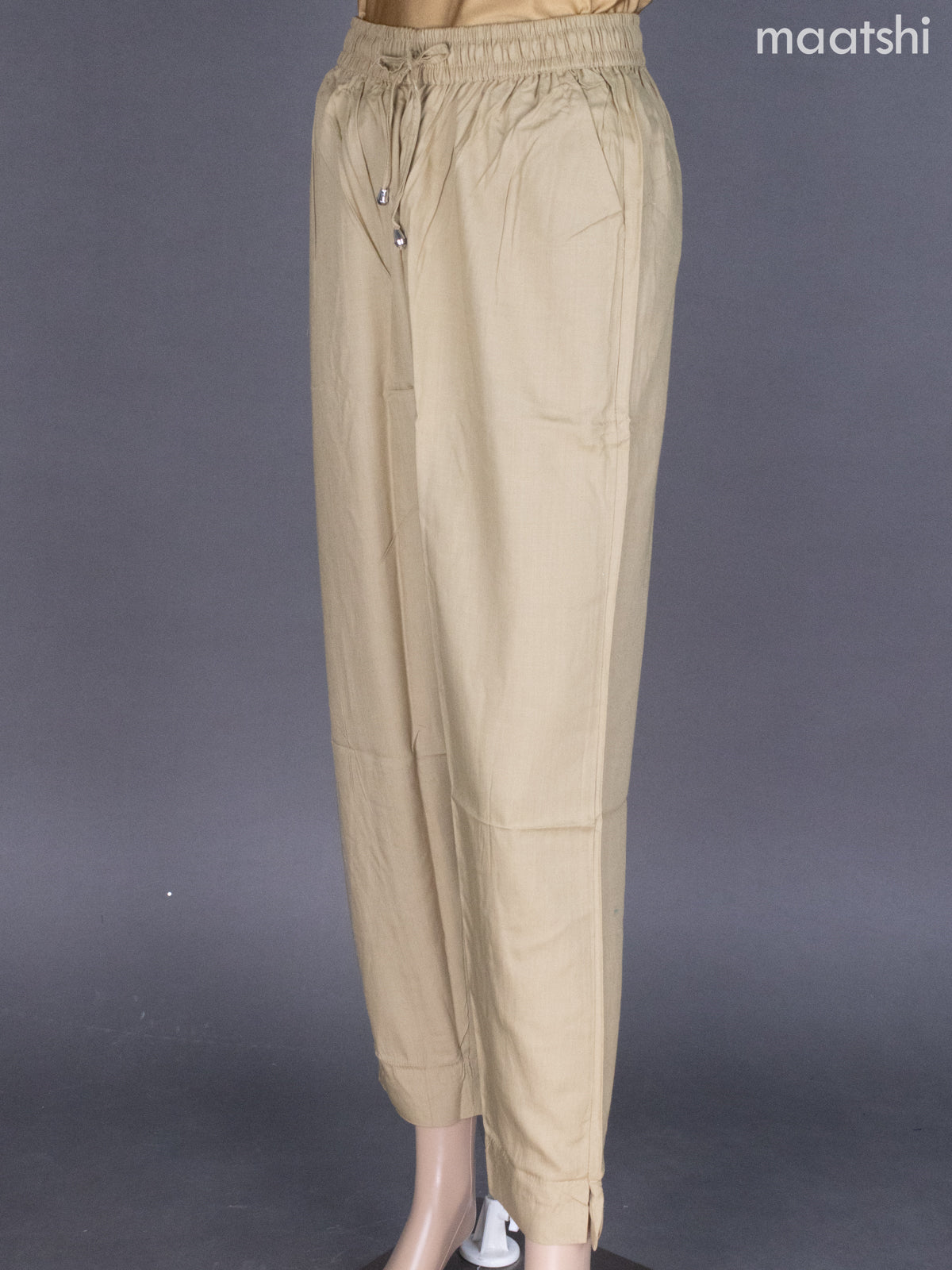 Sandal Cotton Straight Cut Pant