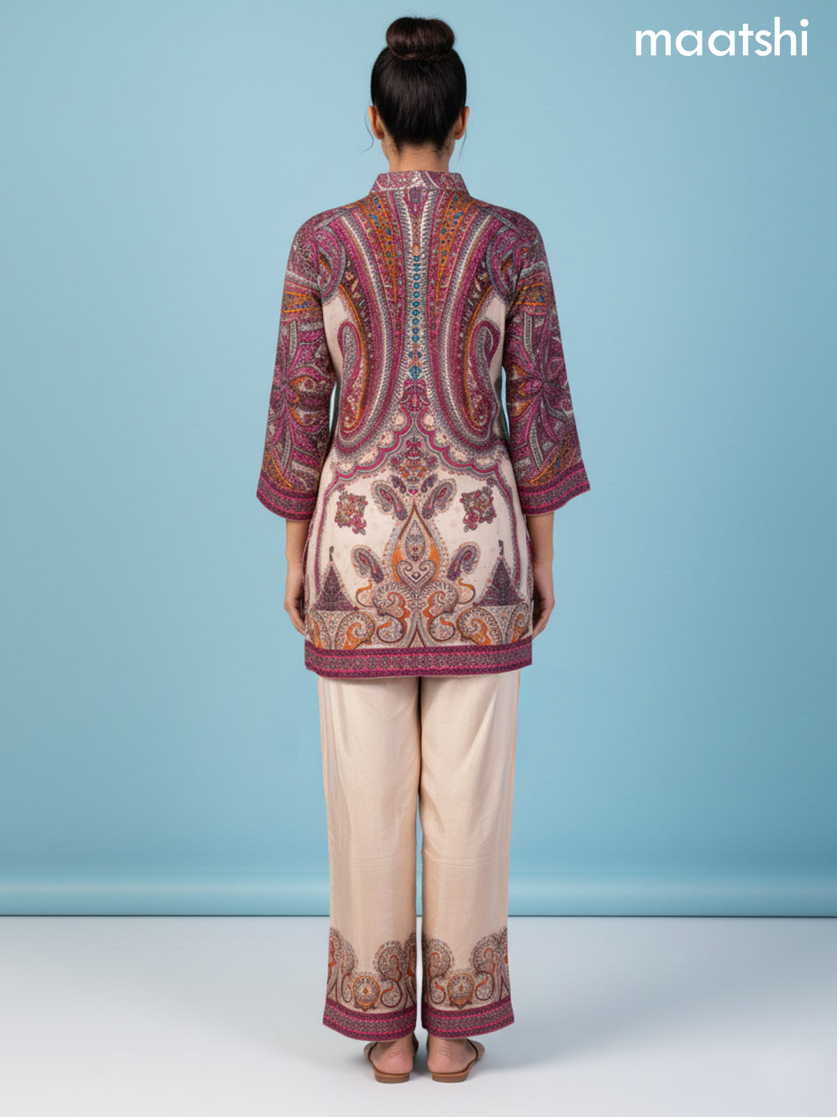 Peach Shade and Multi Colour Muslin Printed Co-Ord Set