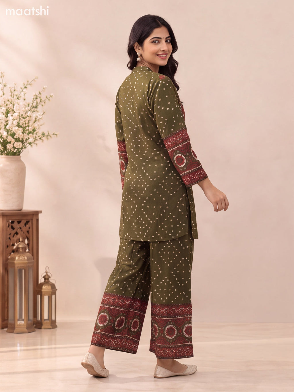 Sap Green Cotton Printed & Embroidery Work Short Co-ord Set