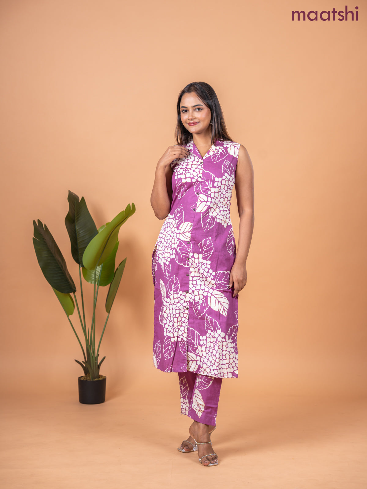Cotton co-ord set mauve pink and beige with allover prints & collar neck pattern and straight cut pant & sleeve attached