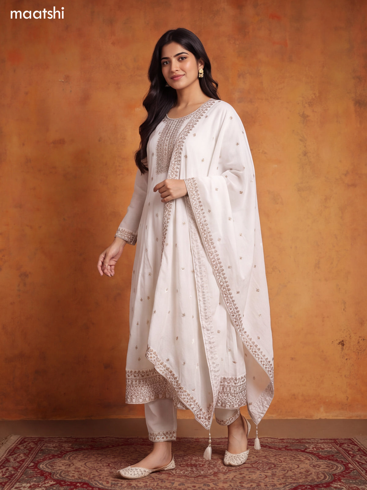 Off White Art Silk Heavy Embroidery Work Anarkali Suit