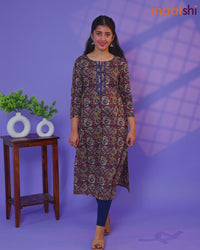 Cotton readymade kurti deep maroon and blue with allover kalamkari prints & simple neck pattern and without pant