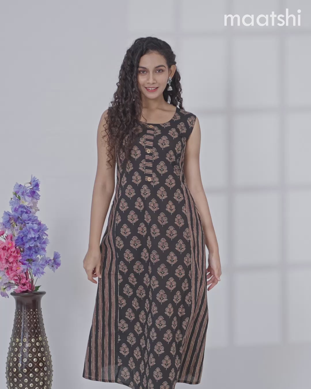 Cotton anarkali kurti black and with floral butta prints without pant