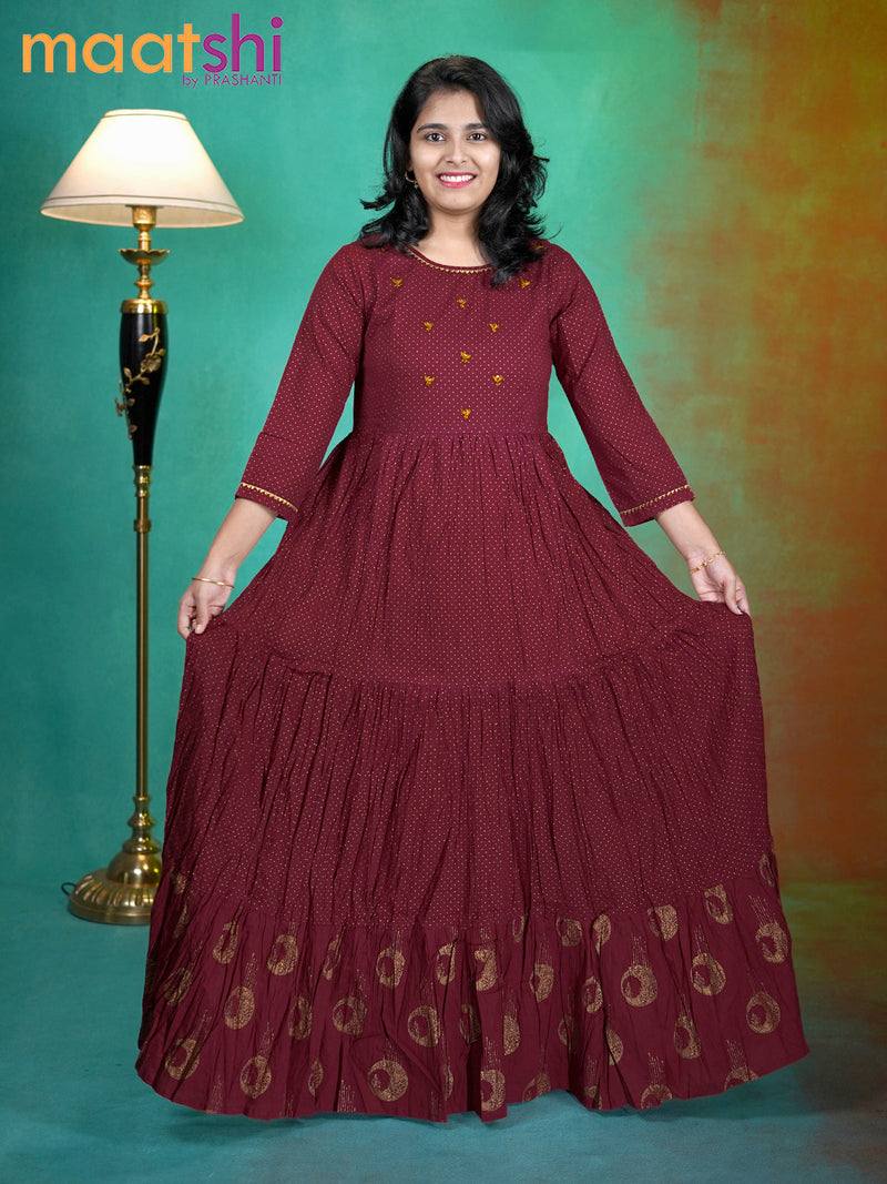 Cotton readymade anarkali kurti maroon with allover prints & embroided neck pattern without pant