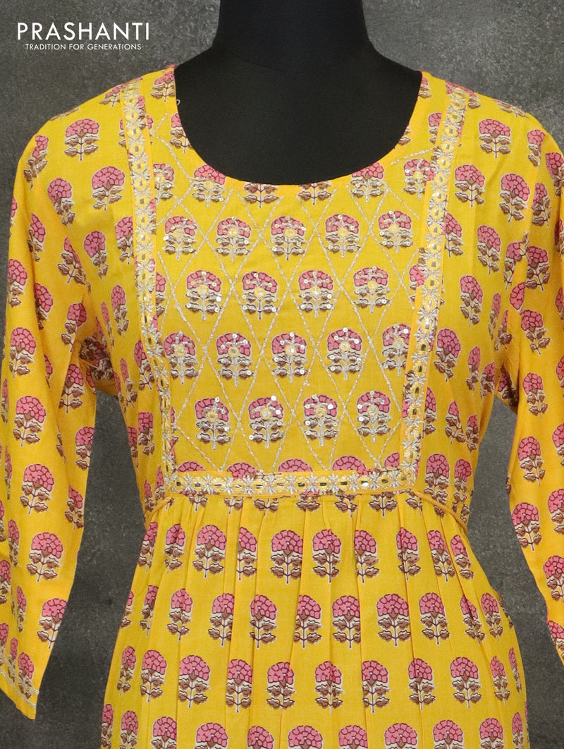 Cotton readymade kurti yellow with mirror embroided neck pattern