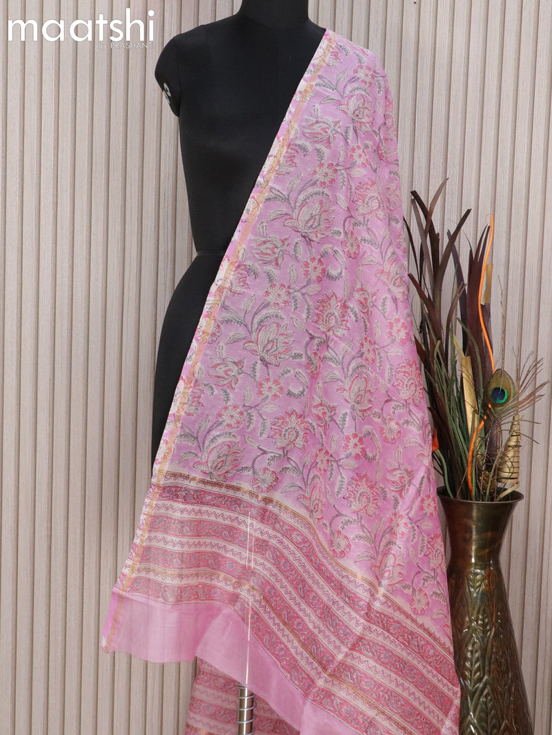 Chanderi dupatta light pink with allover floral prints and small zari woven border