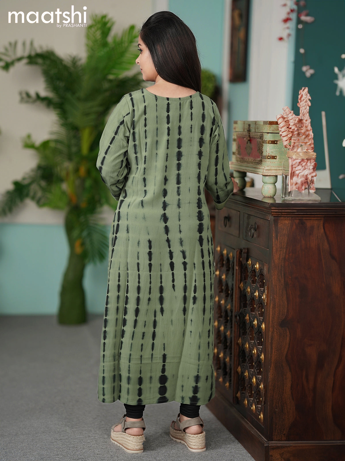 Chiffon kurti green shade and  with tie & dye prints embroidery mirror work neck pattern without pant