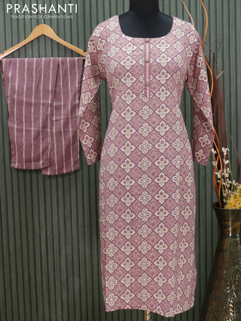 Slub cotton readymade kurti mild purple shade with allover prints and stright cut pant